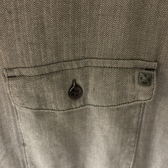 KR3W Brand button down shirt,size medium,  light grey - Picture 3 of 4